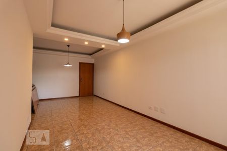 Apartamento para alugar com 96m², 3 quartos e 2 vagas Apartamento para alugar com 96m², 3 quartos e 2 vagasSala
