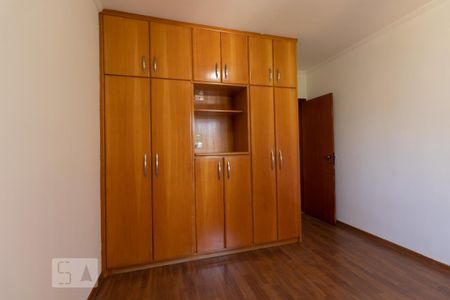 Apartamento para alugar com 96m², 3 quartos e 2 vagas Apartamento para alugar com 96m², 3 quartos e 2 vagasQuarto 2