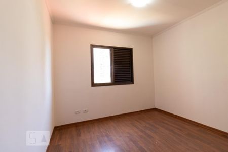 Apartamento para alugar com 96m², 3 quartos e 2 vagas Apartamento para alugar com 96m², 3 quartos e 2 vagasQuarto 2