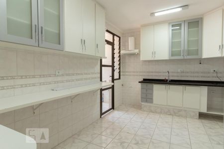 Cozinha de apartamento para alugar com 3 quartos, 96m² em Parque Residencial Aquarius, São José dos Campos