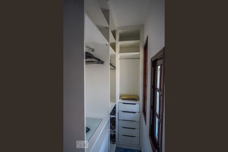 Casa à venda com 400m², 4 quartos e 5 vagasSuíte 4