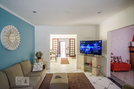 Casa à venda com 400m², 4 quartos e 5 vagasSala