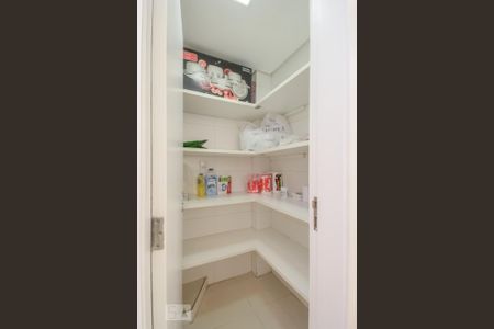 Apartamento para alugar com 175m², 2 quartos e sem vagaDespensa