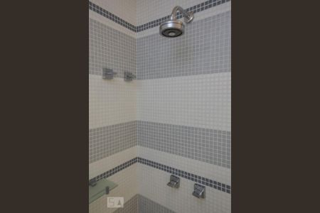 Apartamento para alugar com 175m², 2 quartos e sem vagaBanheiro