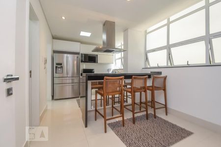 Apartamento para alugar com 175m², 2 quartos e sem vagaCozinha