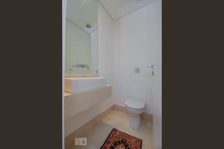 Apartamento para alugar com 175m², 2 quartos e sem vagaLavabo