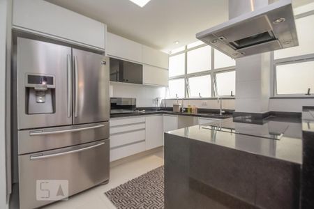 Apartamento para alugar com 175m², 2 quartos e sem vagaCozinha