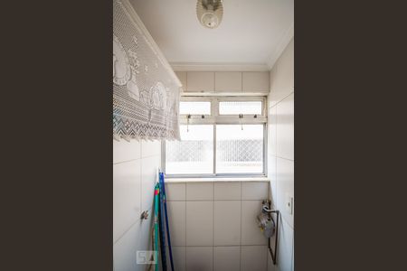 Apartamento à venda com 68m², 2 quartos e 1 vagaÁrea de Serviço