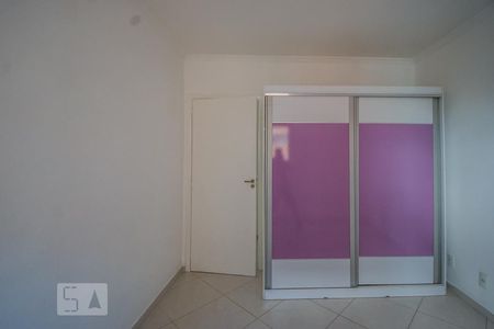 Apartamento à venda com 68m², 2 quartos e 1 vagaQuarto 2
