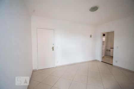 Sala de apartamento à venda com 2 quartos, 68m² em Cambuí, Campinas