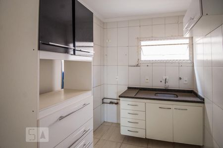 Apartamento à venda com 68m², 2 quartos e 1 vagaCozinha
