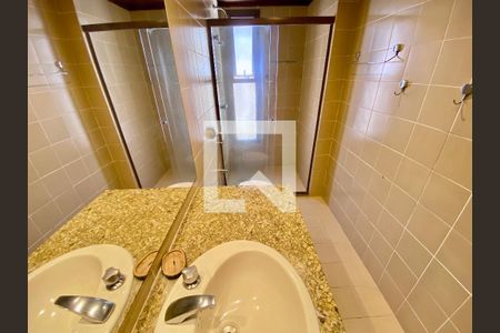 Apartamento para alugar com 168m², 3 quartos e 2 vagasBanheiro Social