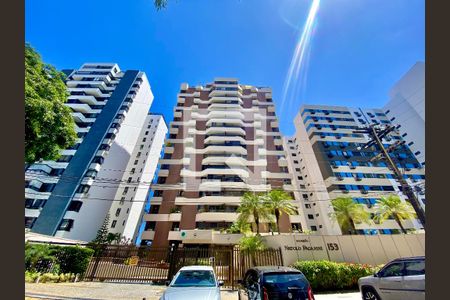 Apartamento para alugar com 168m², 3 quartos e 2 vagasFachada