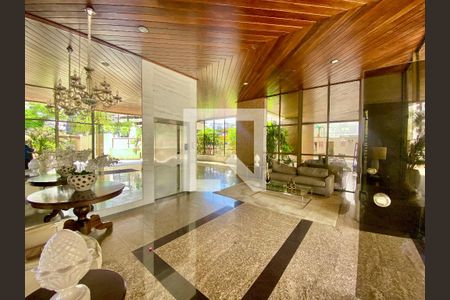 Apartamento para alugar com 168m², 3 quartos e 2 vagasHall de entrada