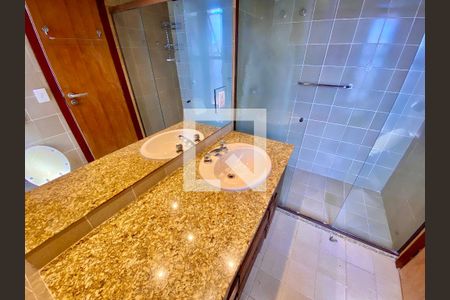 Apartamento para alugar com 168m², 3 quartos e 2 vagasBanheiro da Suíte