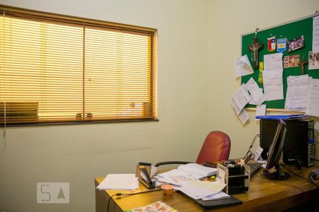 Casa à venda com 413m², 4 quartos e 5 vagasEscritório