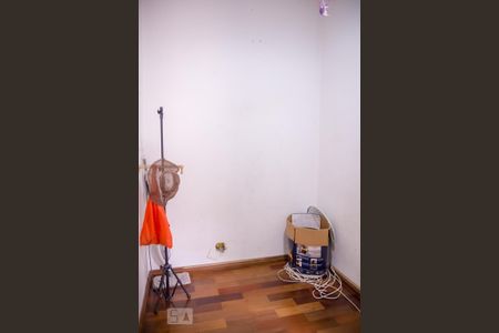 Casa à venda com 413m², 4 quartos e 5 vagasQuarto 2