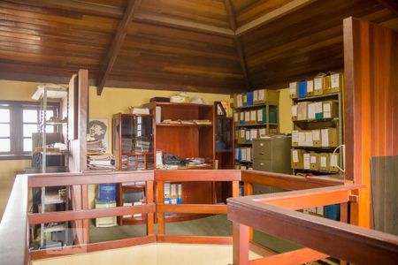 Casa à venda com 413m², 4 quartos e 5 vagasSotão