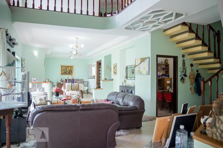 Casa à venda com 413m², 4 quartos e 5 vagasSala