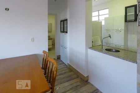 Sala de apartamento para alugar com 1 quarto, 36m² em Liberdade, São Paulo