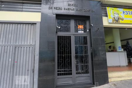 Apartamento para alugar com 36m², 1 quarto e sem vagaFachada