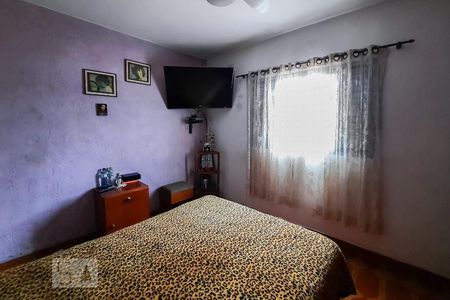 Casa à venda com 240m², 5 quartos e 2 vagas Casa à venda com 240m², 5 quartos e 2 vagasQuarto 3