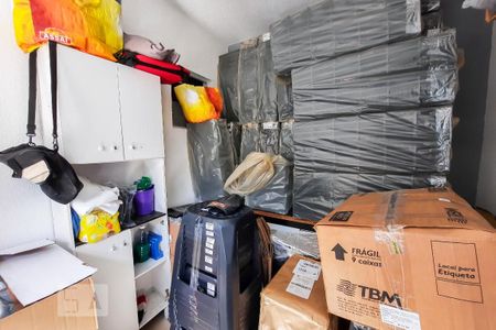 Casa à venda com 240m², 5 quartos e 2 vagas Casa à venda com 240m², 5 quartos e 2 vagasÁrea de Serviço 2