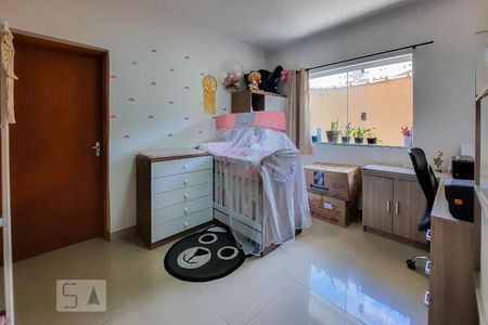 Casa à venda com 240m², 5 quartos e 2 vagas Casa à venda com 240m², 5 quartos e 2 vagasQuarto 4