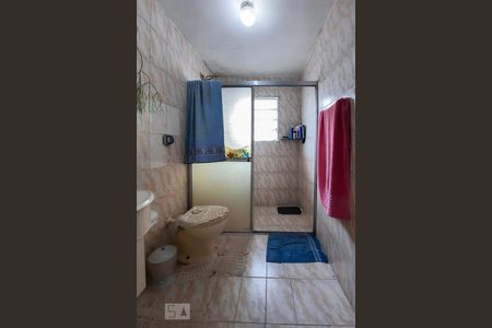 Casa à venda com 240m², 5 quartos e 2 vagas Casa à venda com 240m², 5 quartos e 2 vagasBanheiro 1