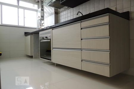Apartamento à venda com 48m², 2 quartos e 1 vagaCozinha e Área de Serviço