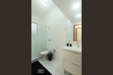 Apartamento à venda com 78m², 2 quartos e sem vagaBANHEIRO