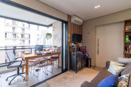 Apartamento para alugar com 32m², 1 quarto e 1 vaga Apartamento para alugar com 32m², 1 quarto e 1 vagaSala