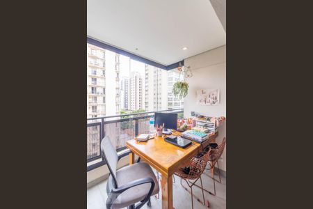 Apartamento para alugar com 32m², 1 quarto e 1 vaga Apartamento para alugar com 32m², 1 quarto e 1 vagaVaranda