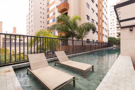 Apartamento para alugar com 32m², 1 quarto e 1 vaga Apartamento para alugar com 32m², 1 quarto e 1 vagaPiscina