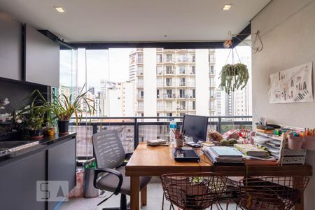 Apartamento para alugar com 32m², 1 quarto e 1 vaga Apartamento para alugar com 32m², 1 quarto e 1 vagaVaranda
