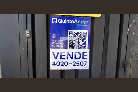 Casa à venda com 210m², 3 quartos e 1 vaga Casa à venda com 210m², 3 quartos e 1 vagaPlaca