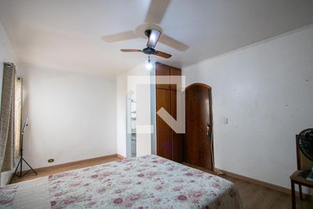 Casa à venda com 210m², 3 quartos e 1 vaga Casa à venda com 210m², 3 quartos e 1 vagaSuíte