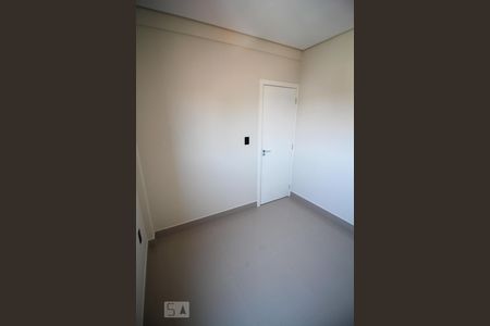 Quarto 1 de apartamento para alugar com 2 quartos, 50m² em Vila Esperança, São Paulo
