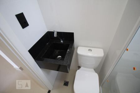 Apartamento para alugar com 50m², 2 quartos e 1 vagaBanheiro - Torneira