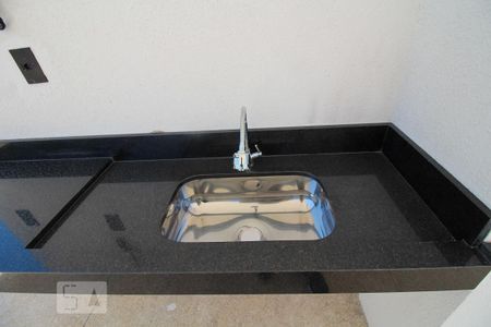 Apartamento para alugar com 50m², 2 quartos e 1 vagaÁrea comum - Churrasqueira