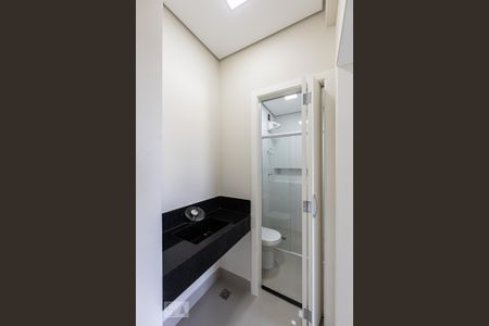 Banheiro Social de apartamento para alugar com 1 quarto, 42m² em Vila Esperança, São Paulo