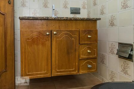 Apartamento para alugar com 76m², 2 quartos e 1 vagaBanheiro - Armário