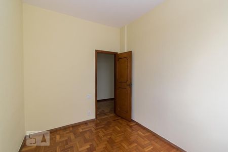 Apartamento para alugar com 76m², 2 quartos e 1 vagaQuarto 2