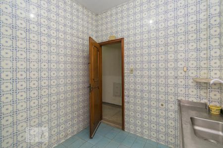 Apartamento para alugar com 76m², 2 quartos e 1 vagaCozinha