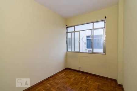 Apartamento para alugar com 76m², 2 quartos e 1 vagaQuarto 2
