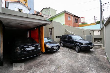 Casa à venda com 281m², 2 quartos e 3 vagas Casa à venda com 281m², 2 quartos e 3 vagasGaragem