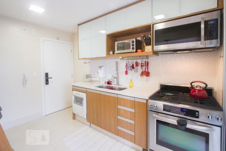 Apartamento para alugar com 105m², 2 quartos e 2 vagasCozinha