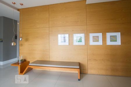 Apartamento para alugar com 105m², 2 quartos e 2 vagasHall