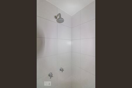 Banheiro de kitnet/studio para alugar com 1 quarto, 33m² em Brás, São Paulo