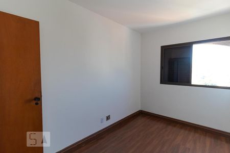 Apartamento à venda com 230m², 3 quartos e 2 vagasQuarto